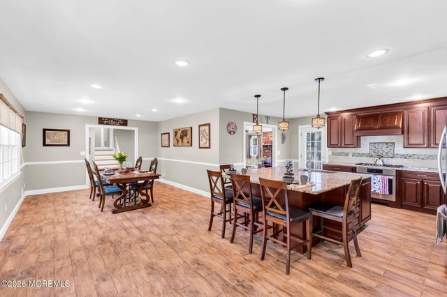 375 Oak Hill Road, Red Bank, NJ 07701