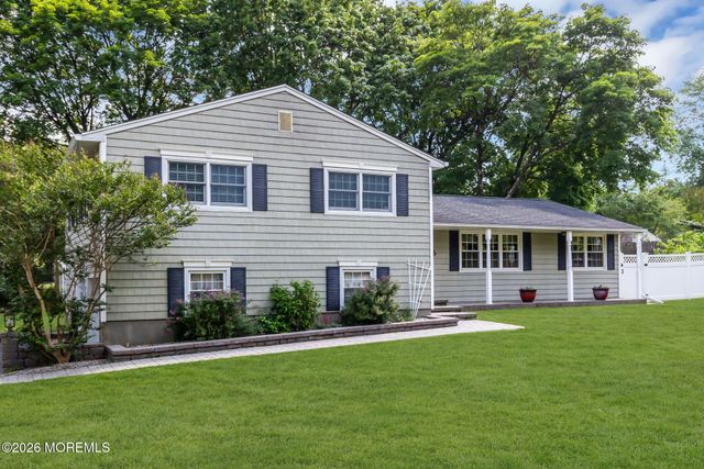 375 Oak Hill Road, Red Bank, NJ 07701