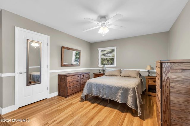 375 Oak Hill Road, Red Bank, NJ 07701