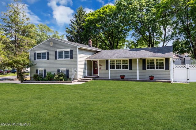 375 Oak Hill Road, Red Bank, NJ 07701