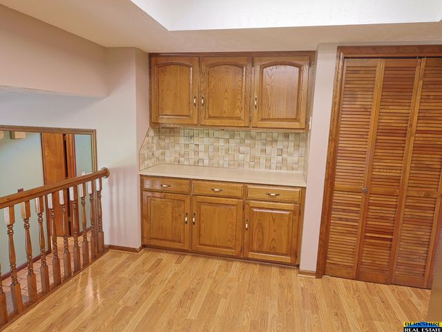 904 Iron Road, Papillion, NE 68046