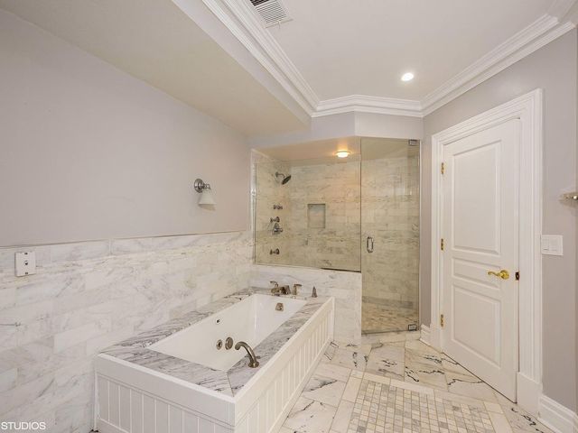 1201 N Astor Street G, Chicago, IL 60610