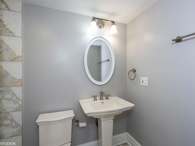 1201 N Astor Street G, Chicago, IL 60610