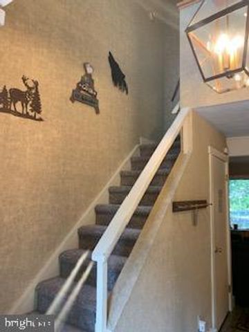 33 ELEVATOR, Lake Harmony, PA 18624