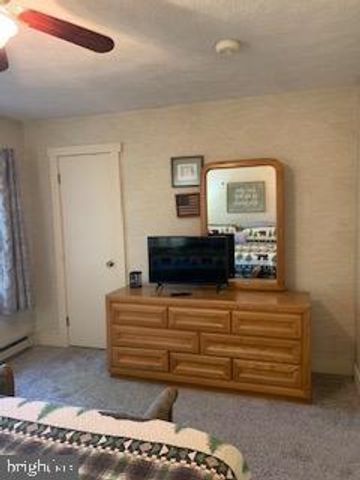 33 ELEVATOR, Lake Harmony, PA 18624