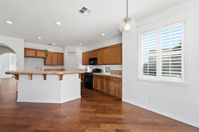 3326 S Rose Brook Dr, Riverbank, CA 95367