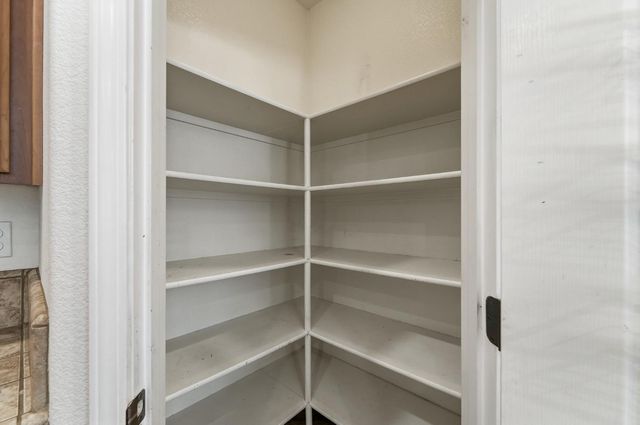 3326 S Rose Brook Dr, Riverbank, CA 95367