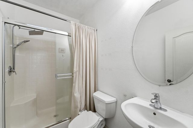 3326 S Rose Brook Dr, Riverbank, CA 95367