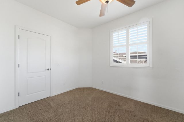 3326 S Rose Brook Dr, Riverbank, CA 95367