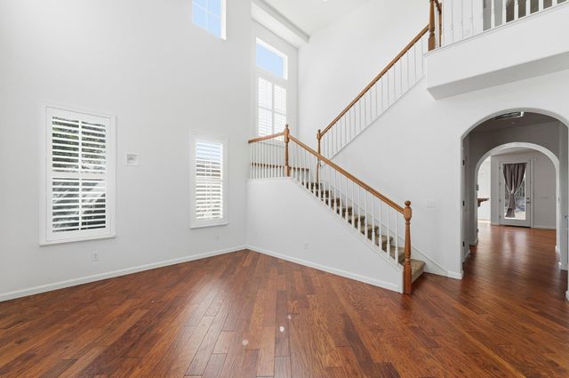 3326 S Rose Brook Dr, Riverbank, CA 95367