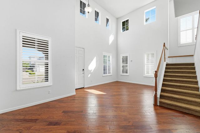 3326 S Rose Brook Dr, Riverbank, CA 95367