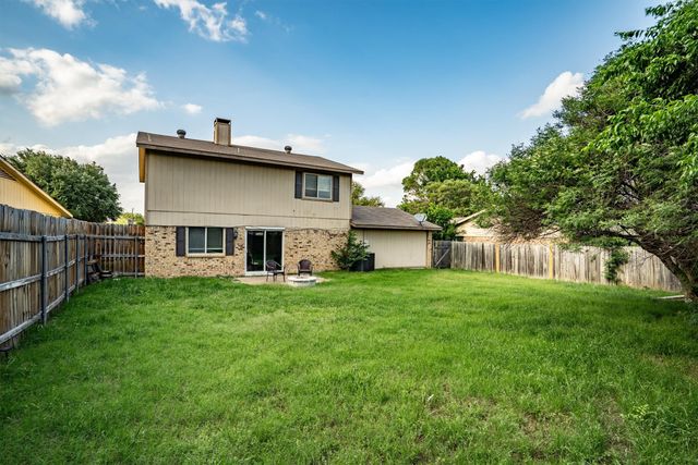 222 Wildfire Drive, Lewisville, TX 75067