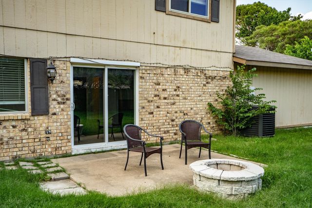 222 Wildfire Drive, Lewisville, TX 75067