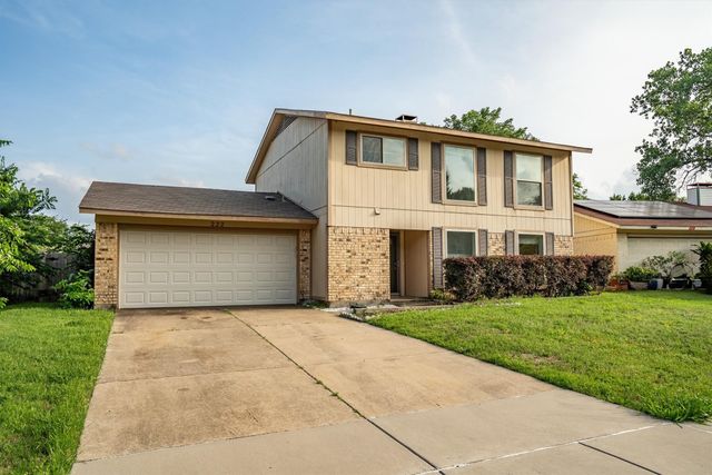 222 Wildfire Drive, Lewisville, TX 75067