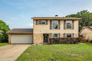 222 Wildfire Drive, Lewisville, TX 75067