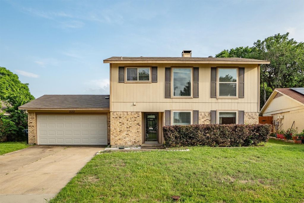 222 Wildfire Drive, Lewisville, TX 75067