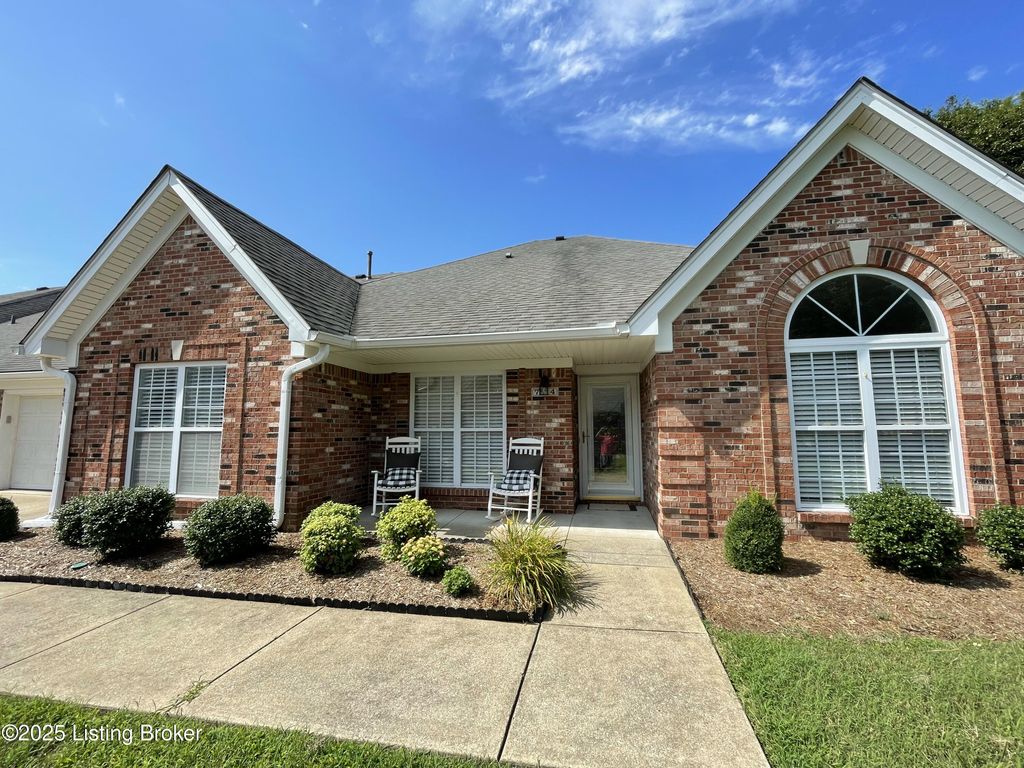7814 Fern Gardens Way, Louisville, KY 40291