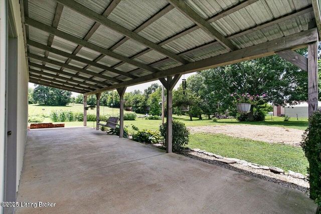 843 Hobbs Ln, Coxs Creek, KY 40013