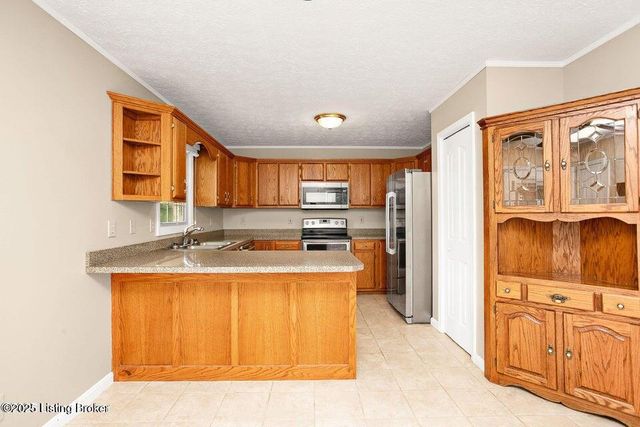 843 Hobbs Ln, Coxs Creek, KY 40013