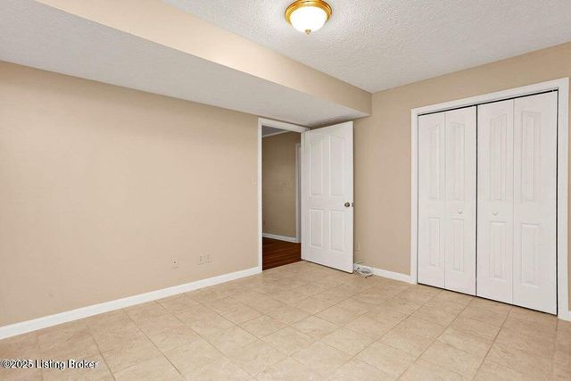 843 Hobbs Ln, Coxs Creek, KY 40013