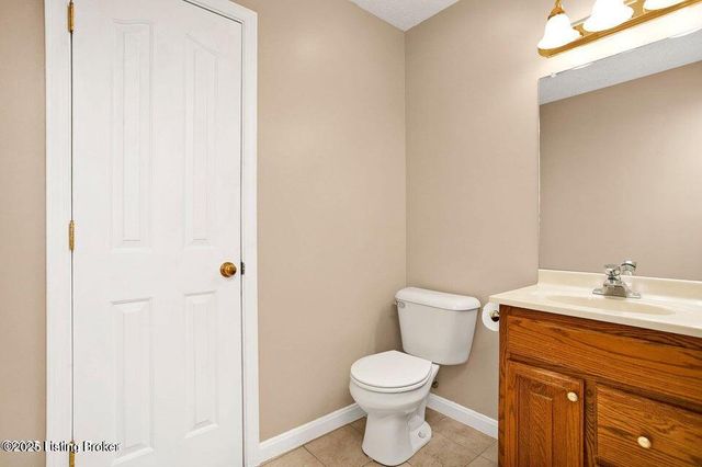 843 Hobbs Ln, Coxs Creek, KY 40013