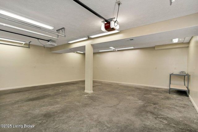 843 Hobbs Ln, Coxs Creek, KY 40013