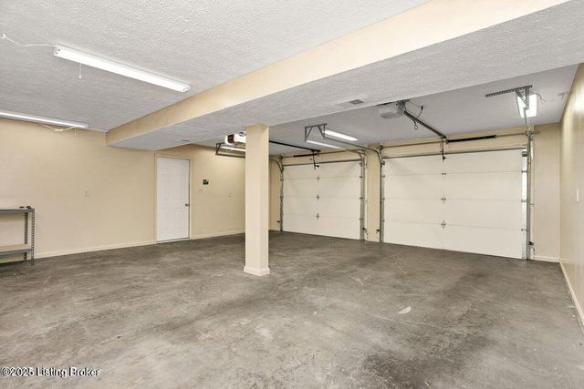 843 Hobbs Ln, Coxs Creek, KY 40013