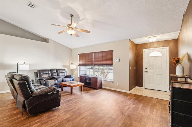 518 CR 312, Bushnell, FL 33513