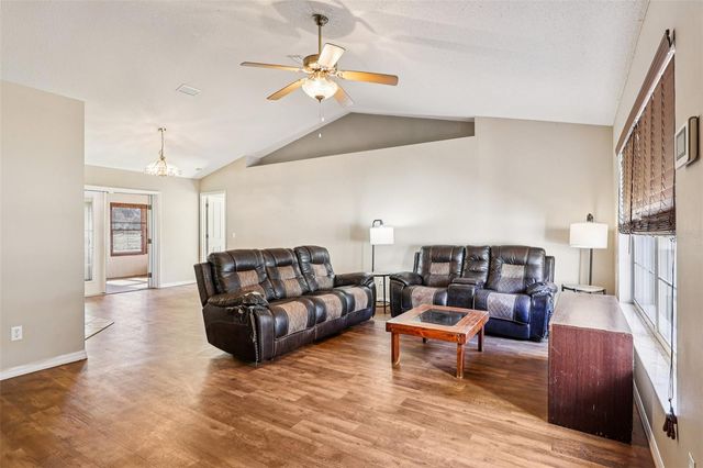 518 CR 312, Bushnell, FL 33513