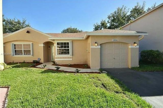 11838 NW 13th St, Pembroke Pines, FL 33026