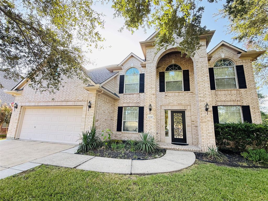 4442 Chestnut Circle, Fiendswood, TX 77546