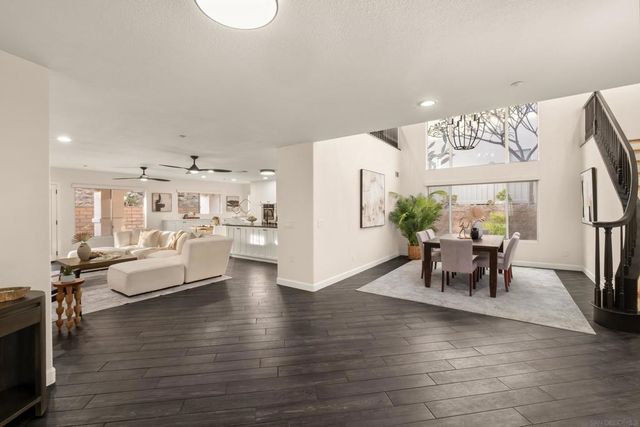 2002 Pointe Pkwy, San Diego, CA 91978