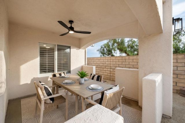2002 Pointe Pkwy, San Diego, CA 91978