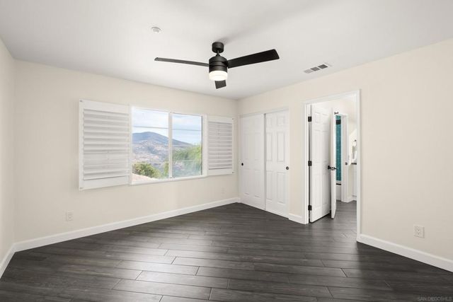 2002 Pointe Pkwy, San Diego, CA 91978