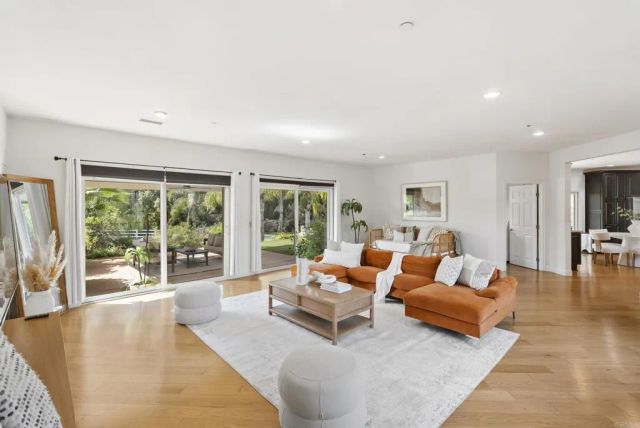 17412 La Brisa, Rancho Santa Fe, CA 92067