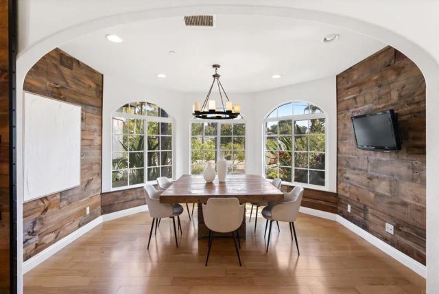 17412 La Brisa, Rancho Santa Fe, CA 92067