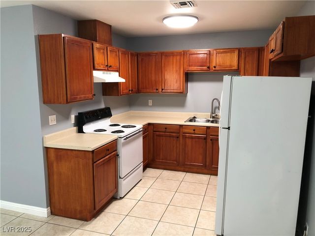 1312 East Nelson Avenue, North Las Vegas, NV 89030