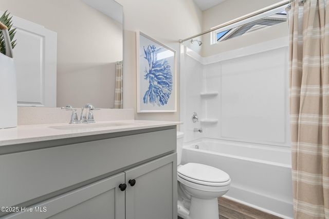1296 Woodhouse Drive NW, Ash, NC 28420