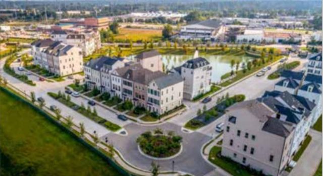 949 Blackshire Lane, Houston, TX 77055