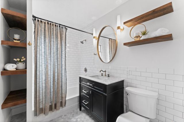 616 Teetshorn Street, Houston, TX 77009