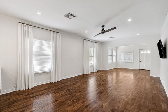 616 Teetshorn Street, Houston, TX 77009