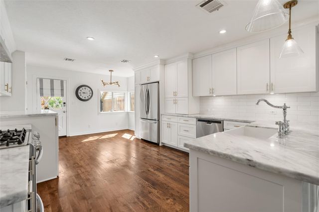 616 Teetshorn Street, Houston, TX 77009