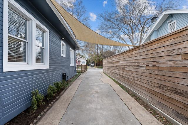 616 Teetshorn Street, Houston, TX 77009