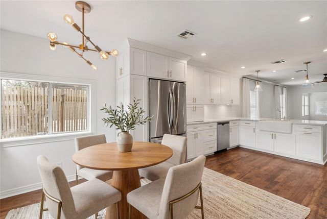 616 Teetshorn Street, Houston, TX 77009