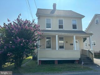 25 EGGES LN #APT.2, Baltimore, MD 21228