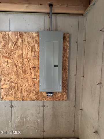 63 Lancaster Court, Ballston, NY 12019