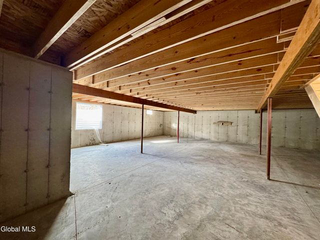 63 Lancaster Court, Ballston, NY 12019