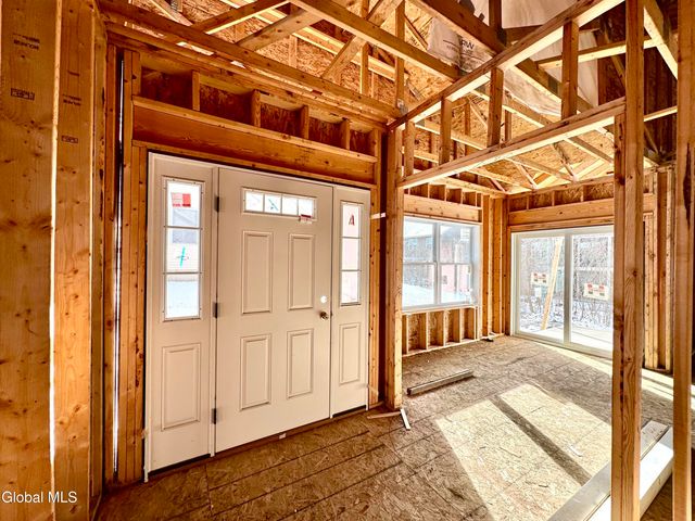 63 Lancaster Court, Ballston, NY 12019