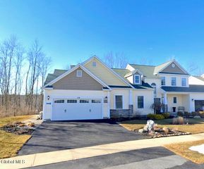 63 Lancaster Court, Ballston, NY 12019