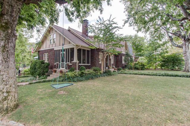 2901 Westmoreland Dr, Nashville, TN 37212